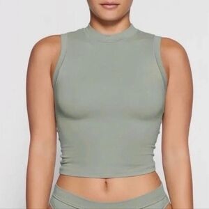 SKIMS Sleeveless Mock Neck Crop Tank in Mineral Green | Size L